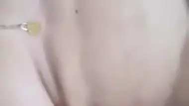 Bangladeshi Cute Bhabhi from Sylhet Solo Nude MMS