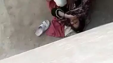 Paki Budda Fucking Own Daughter In Law Caught 2 Clips Part 2