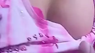 Desi Girls Boob show on cam