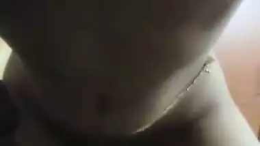 Hot sex MMS of a lady sucking a cock before riding it